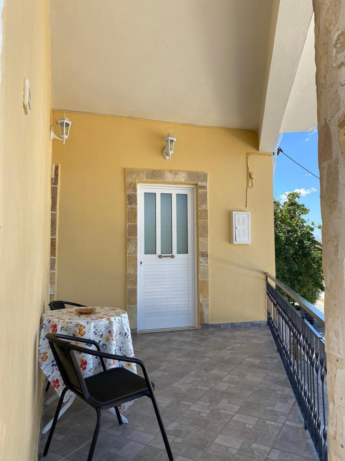 Marina'S House Villa Salamina Exterior photo